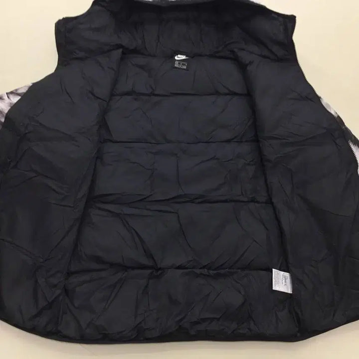 [BUNJANG] Nike Monochrome Hooded Down Padded Jacket / 나이키 모노크롬 후드 다운 패딩 M
