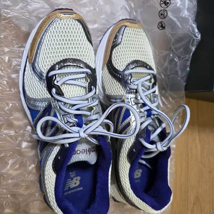 [BUNJANG] New Balance 860v2 Aimé Leon Dore Blue Sneakers / 뉴발란스 860v2 에임레온도르 블루 290 에메레온도르