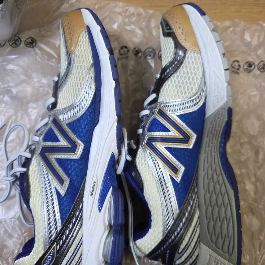 [BUNJANG] New Balance 860v2 Aimé Leon Dore Blue Sneakers / 뉴발란스 860v2 에임레온도르 블루 290 에메레온도르