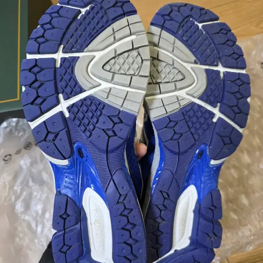 [BUNJANG] New Balance 860v2 Aimé Leon Dore Blue Sneakers / 뉴발란스 860v2 에임레온도르 블루 290 에메레온도르