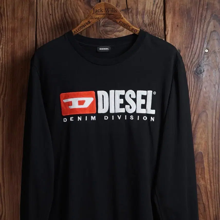 [BUNJANG] Diesel Logo Sleeve T-shirt / 디젤 로고 슬리브 티셔츠