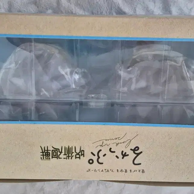 [SOLD OUT] (미개봉)주술회전 고죠 선생 룩업 판매합니다