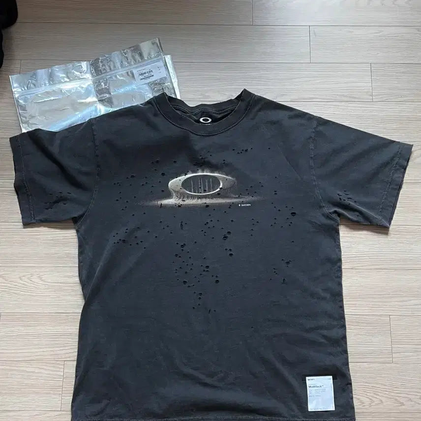 [SOLD OUT] (3)오클리x세티스파이 모스테크 티셔츠 에이지드블랙 satisfy