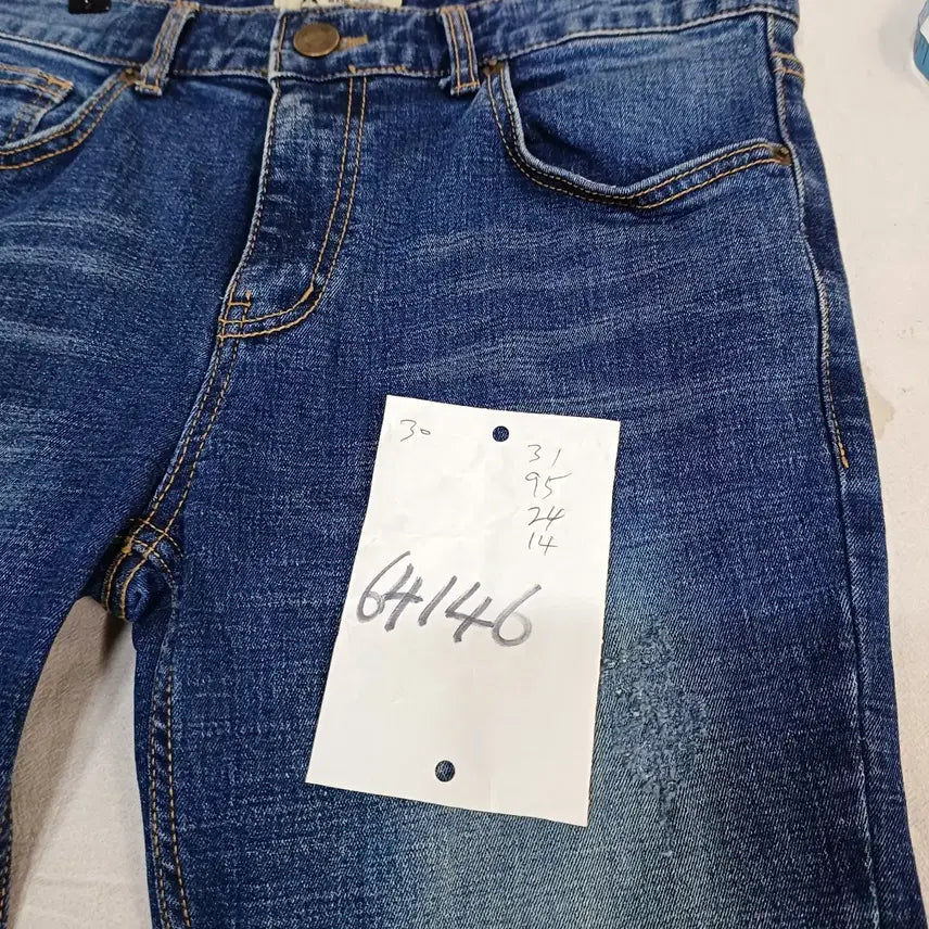 [BUNJANG] Denim Jeans 31 Size Damage Jeans / 데님 청바지 데미지진31사이즈봄가을 64146
