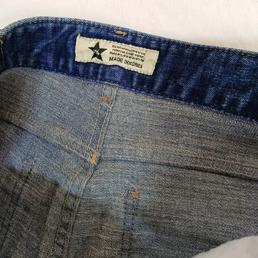 [BUNJANG] Denim Jeans 31 Size Damage Jeans / 데님 청바지 데미지진31사이즈봄가을 64146