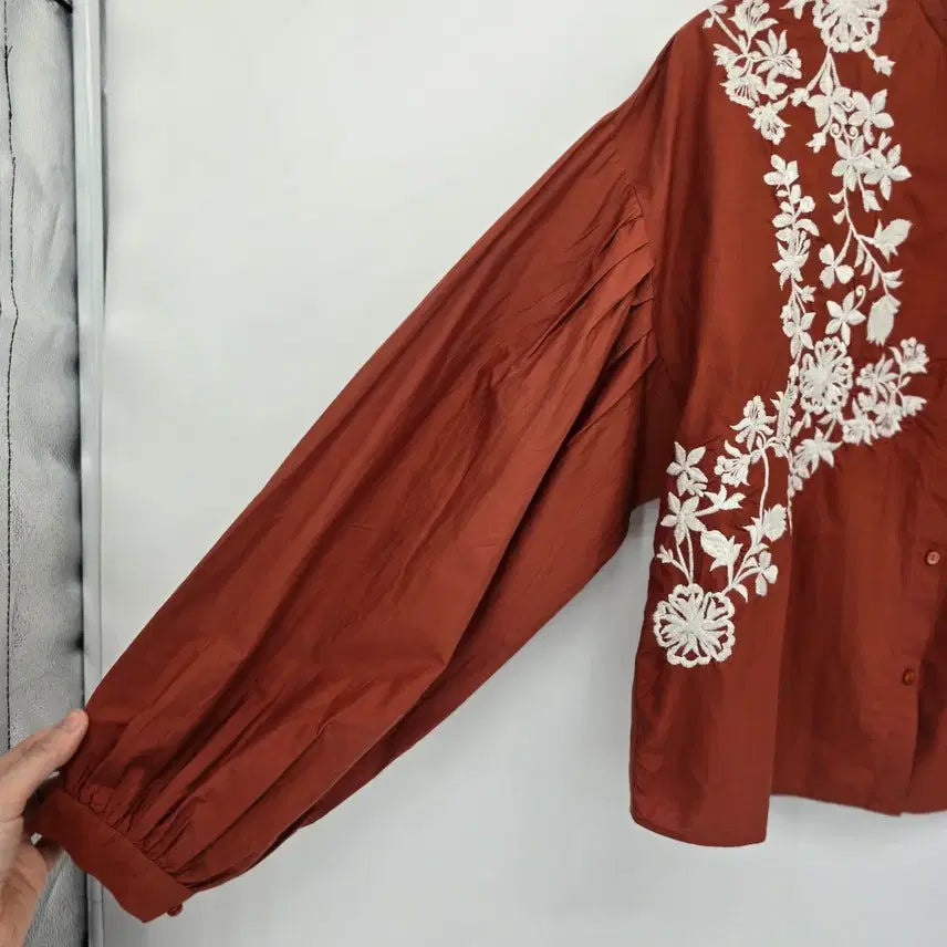 [BUNJANG] ZARA Embroidered Blouse / ZARA 자수 블라우스 (보헤미안 무드) [B30689]