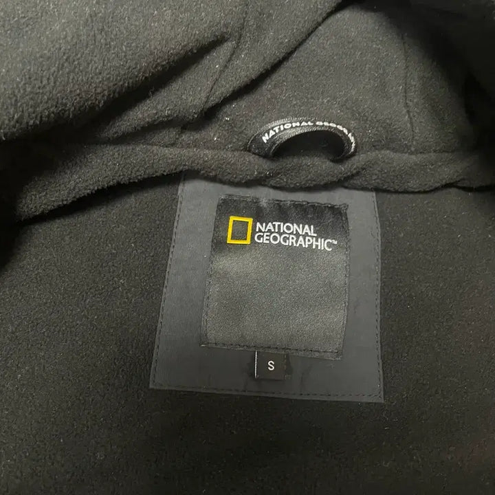 [BUNJANG] National Geographic Fleece Hoodie S Black / 내셔널지오그래픽 양털 후드집업 s 블랙