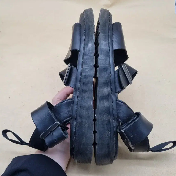 [BUNJANG] Dr. Martens Gryphon Men&