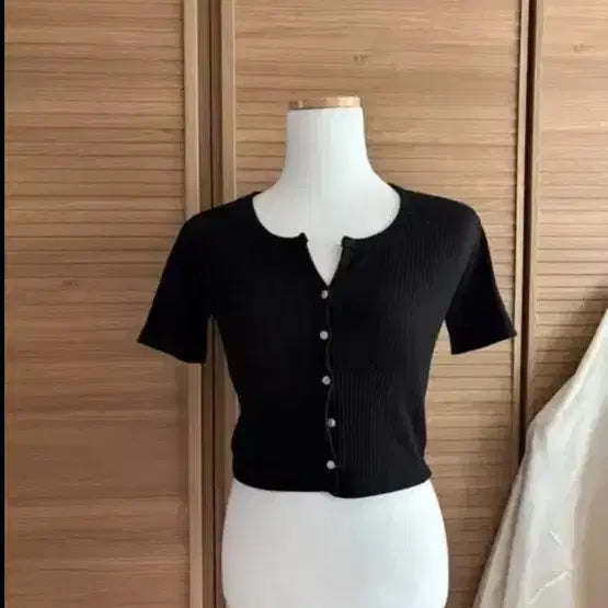 [BUNJANG] Black Cropped Knit Cardigan / 블랙 반팔 니트 가디건 크롭 수입의류