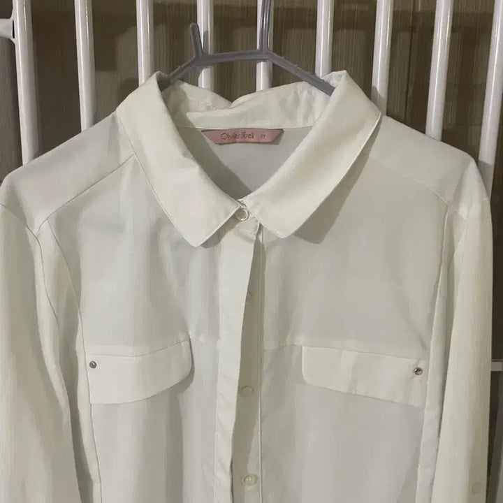 [BUNJANG] Olivia Strehl White Shirt (Size 66) / 올리비아스트렐 흰셔츠 66 팝니다