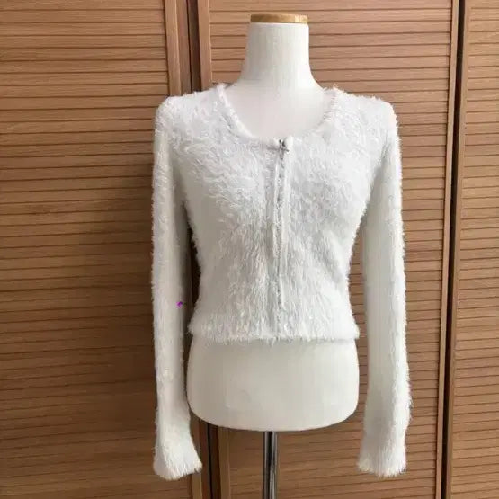 [BUNJANG] White Angora Fur Crop Cardigan / 화이트 퍼 크롭 가디건 앙고라 수입의류