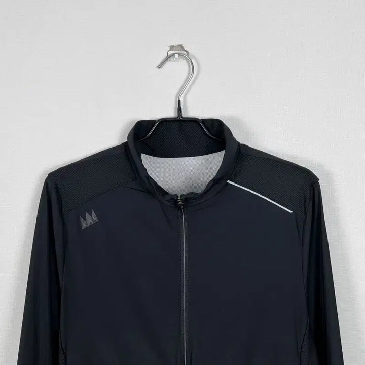 [BUNJANG] Jean-Michel Basquiat Black Training Jacket L / 장미쉘 바스키아/블랙 트레이닝 자켓 점퍼 L 100/라덴