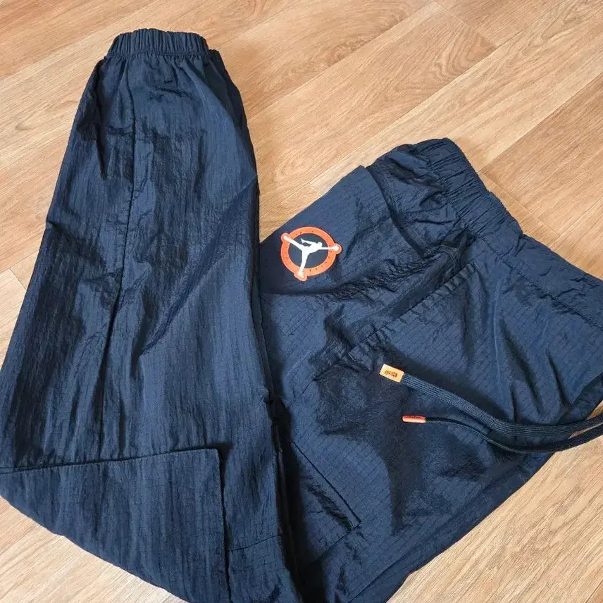 [SOLD OUT] 나이키 조던 우븐 건빵 조거 팬츠