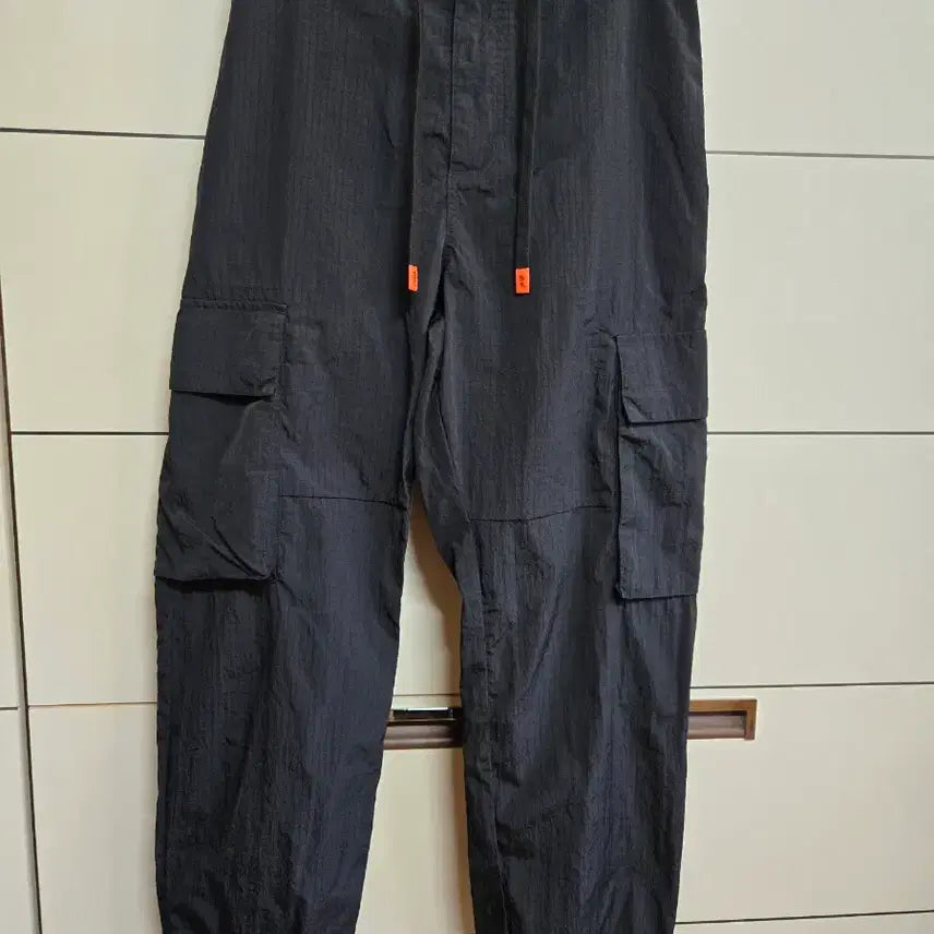 [SOLD OUT] 나이키 조던 우븐 건빵 조거 팬츠