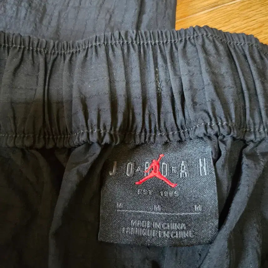 [SOLD OUT] 나이키 조던 우븐 건빵 조거 팬츠