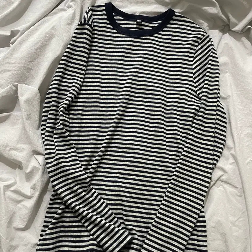 [SOLD OUT] 유니클로 스트라이프 긴팔티