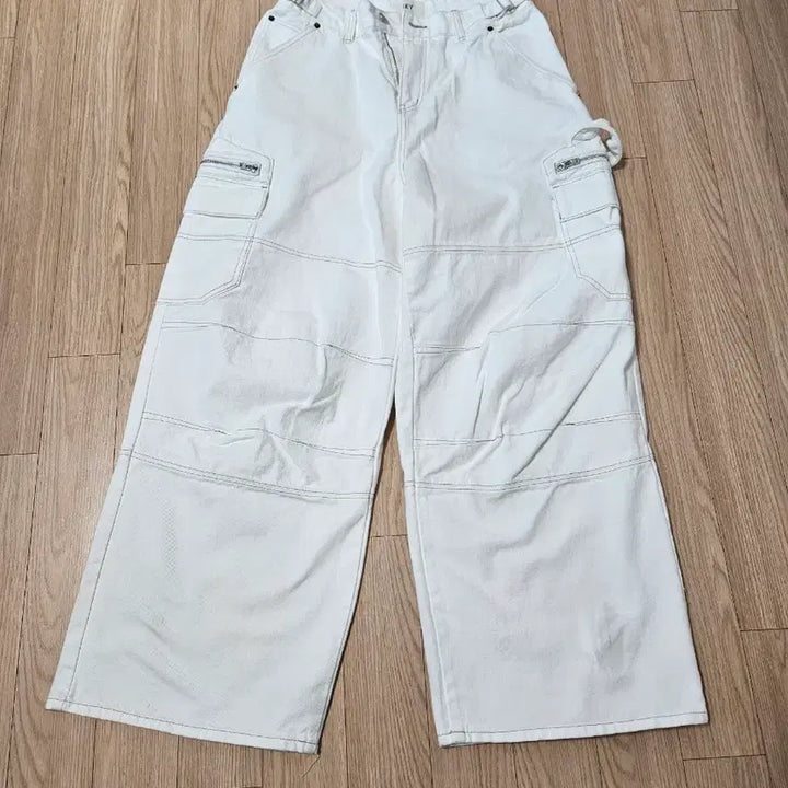 [BUNJANG] E A Utility Denim Pants White / [m] 이에이 유틸리티 데님 팬츠 화이트