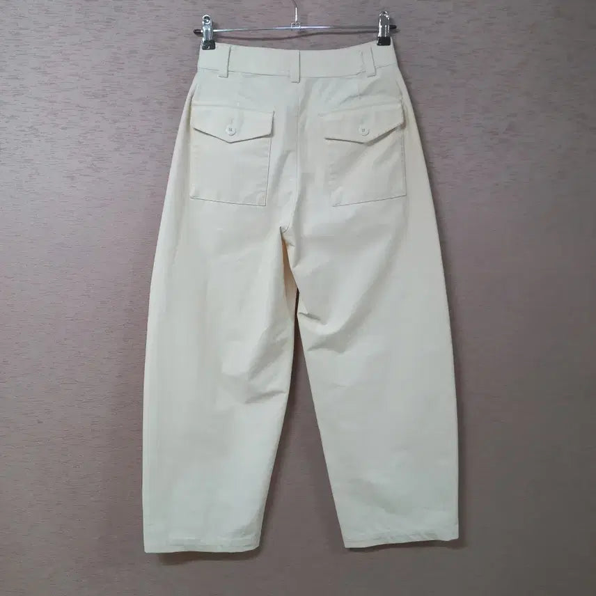 [SOLD OUT] B4-15/유니클로 아이보리 팬츠
