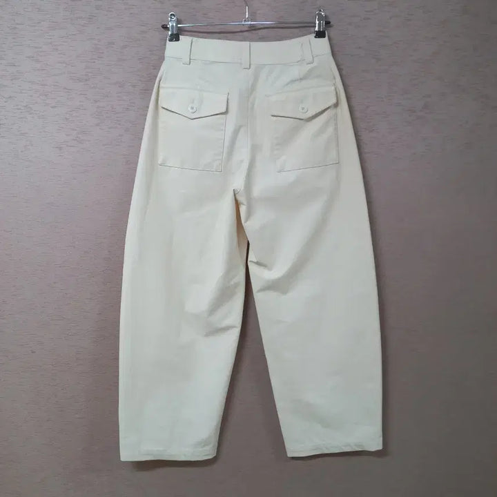 [SOLD OUT] B4-15/유니클로 아이보리 팬츠