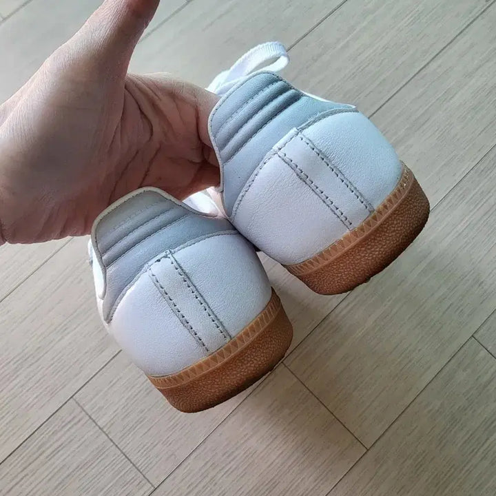 [SOLD OUT] 아디다스 삼바 OG 클라우드 화이트 헤일로 블루 240