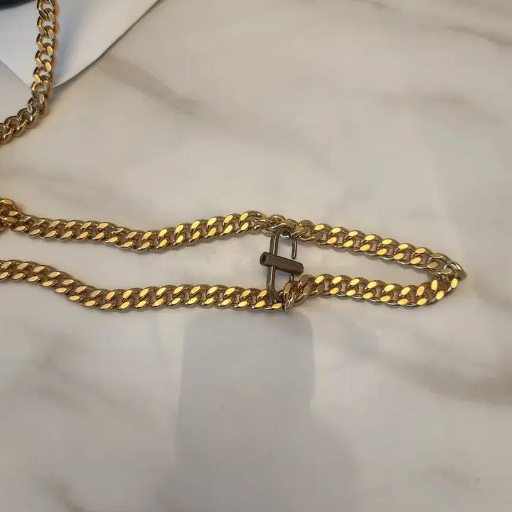 [SOLD OUT] 발렌티노 블랙 버킷백 금장 체인 가방