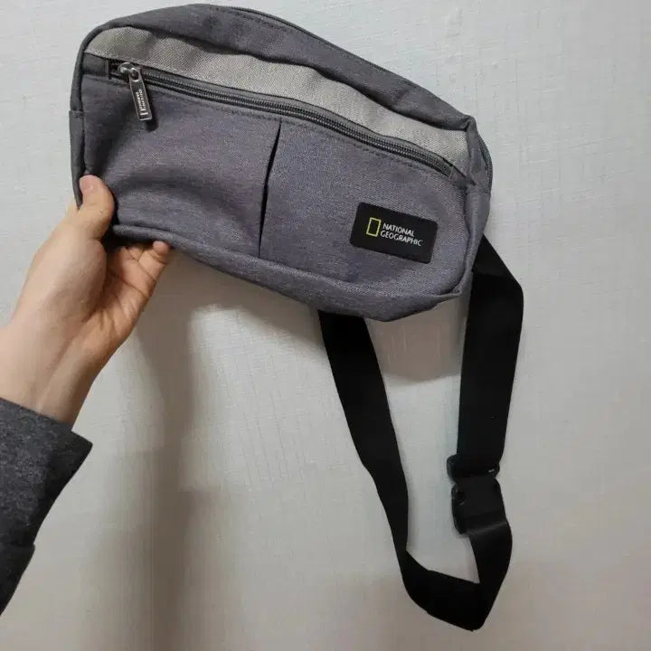 [BUNJANG] National Geographic Sling Bag / 내셔널지오그래픽 힙색 슬링백 가방
