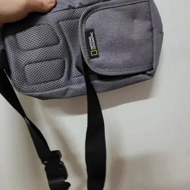 [BUNJANG] National Geographic Sling Bag / 내셔널지오그래픽 힙색 슬링백 가방