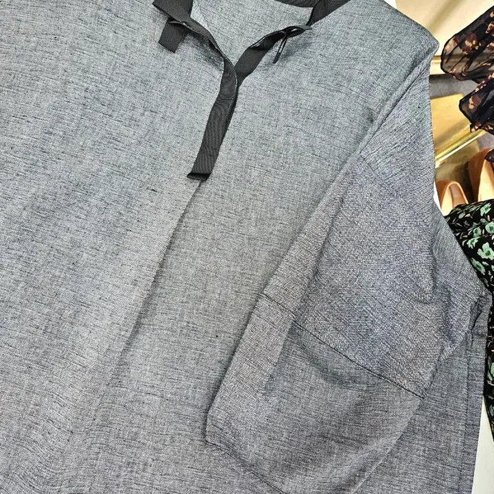 [SOLD OUT] 그레이 7부 블라우스(66~)