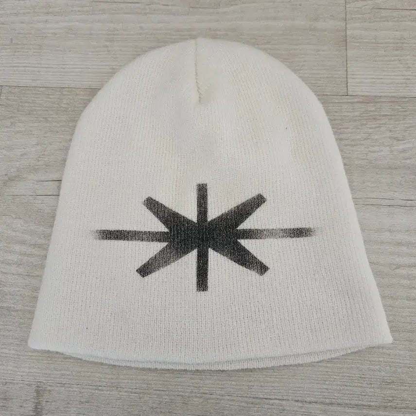 [SOLD OUT] 키드밀리 베이지 비니 화이트
