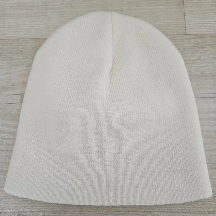 [SOLD OUT] 키드밀리 베이지 비니 화이트
