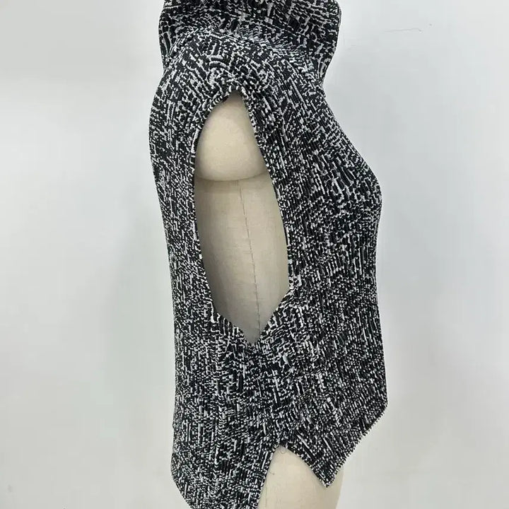 [BUNJANG] Speechio Turtleneck Pleated Vest / 스피치오 터틀넥 플리츠 조끼