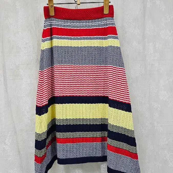 [BUNJANG] Striped Knit Two-Piece Set / 스트라이프 니트 반팔 상의 + 스커트 세트
