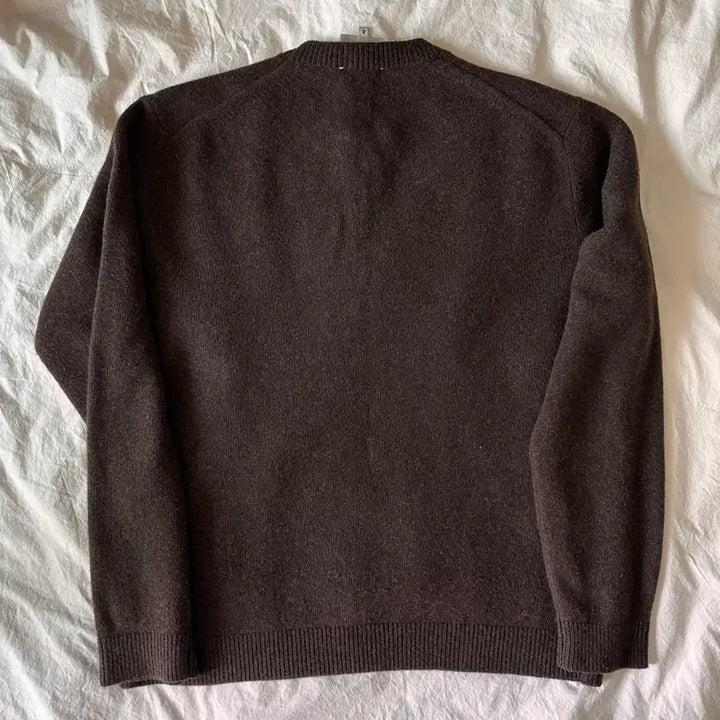 [BUNJANG] AECA WHITE Brown Cashmere Blend Knit Sweater / AECA WHITE 에이카화이트 브라운 캐시미어 블랜드 니트 스웨트