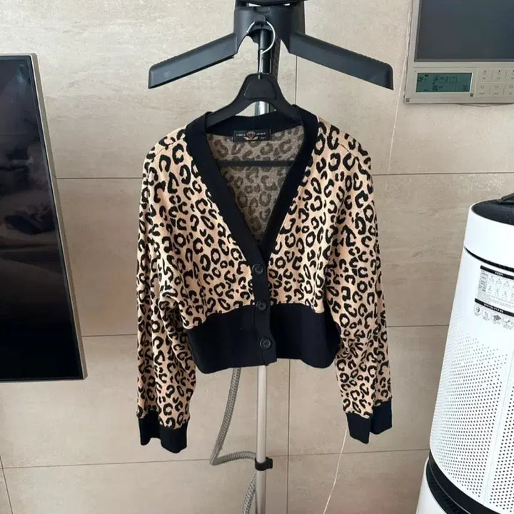 [BUNJANG] Unbranded Beige Brown Cardigan / 호피가디건
