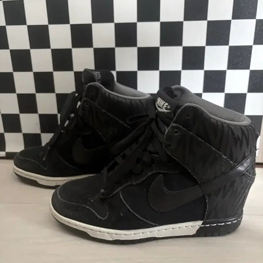[BUNJANG] Nike Wedge Heel Sneakers / 나이키 웨지힐 스니커즈