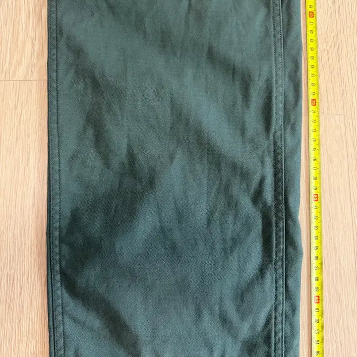 [SOLD OUT] 무신사 스탠다드 레플리카 퍼티그 팬츠 카키 31사이즈 상태좋음