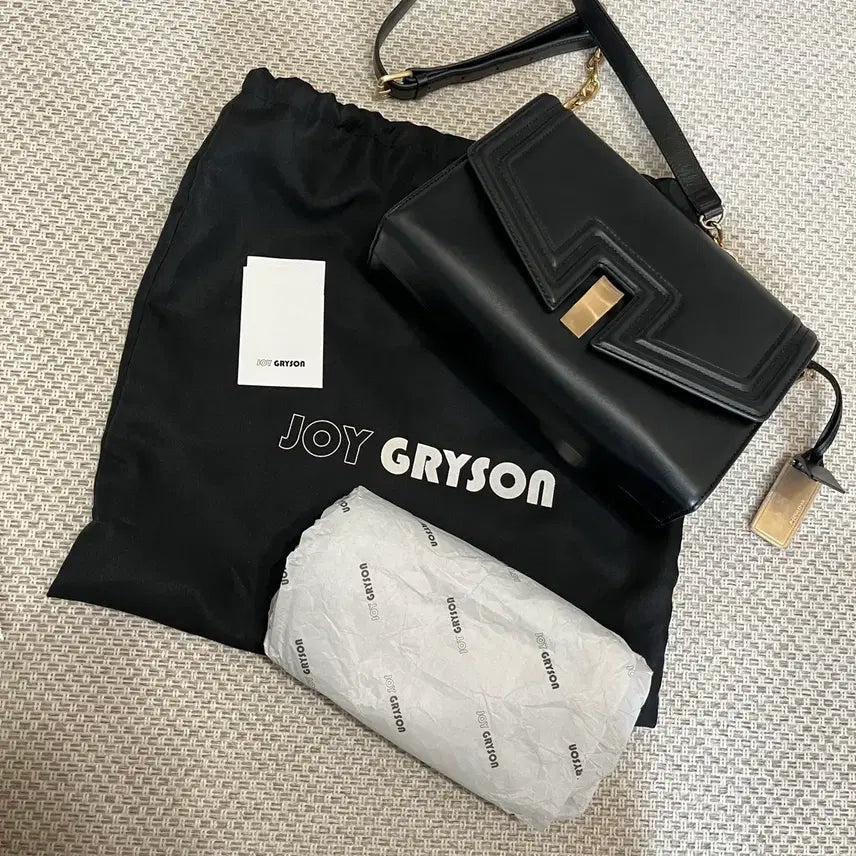 [BUNJANG] Joy Gryson Naomi Large Shoulder Bag / 조이그라이슨 나오미 라지숄더백