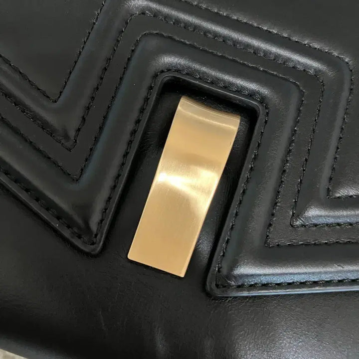 [BUNJANG] Joy Gryson Naomi Large Shoulder Bag / 조이그라이슨 나오미 라지숄더백