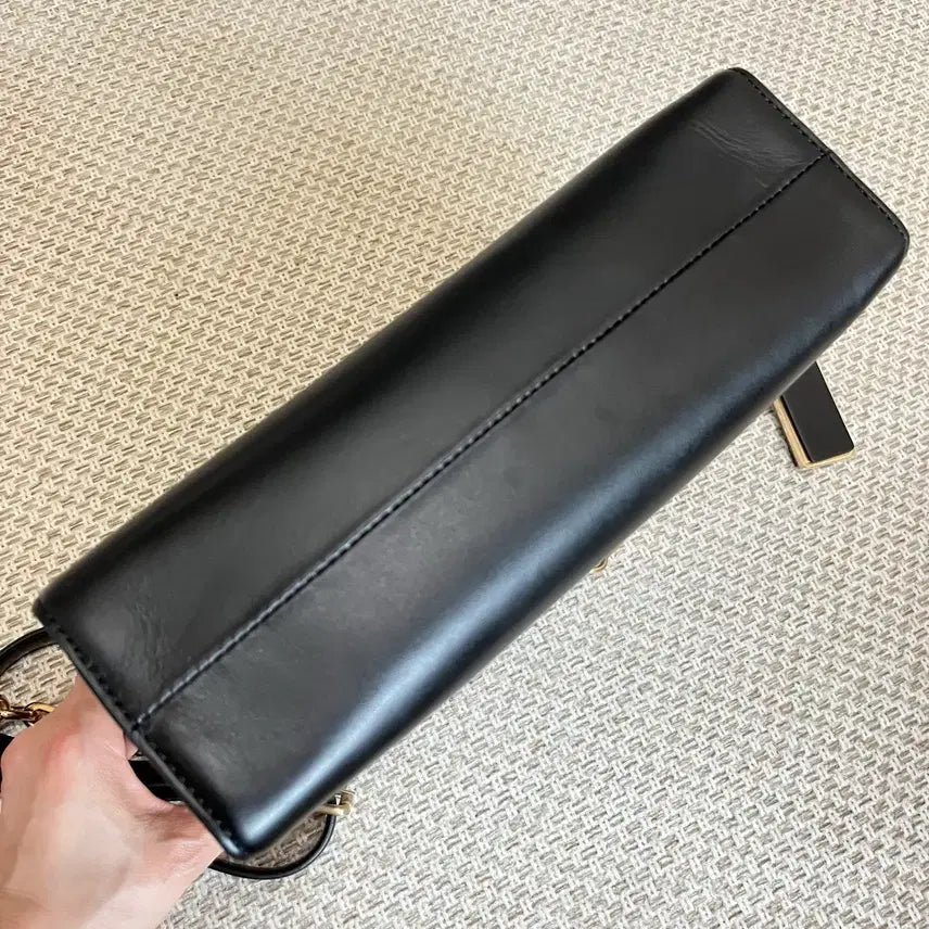 [BUNJANG] Joy Gryson Naomi Large Shoulder Bag / 조이그라이슨 나오미 라지숄더백