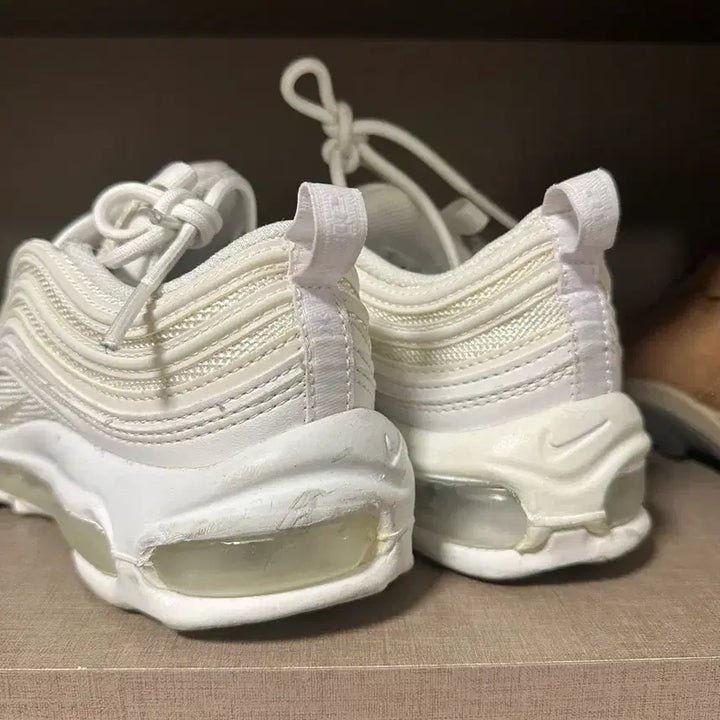 [SOLD OUT] 에어맥스 97 운동화 / 화이트
