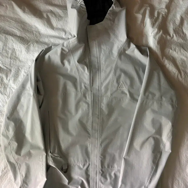 [SOLD OUT] 나이키 캐스케이드 스톰핏 그레이