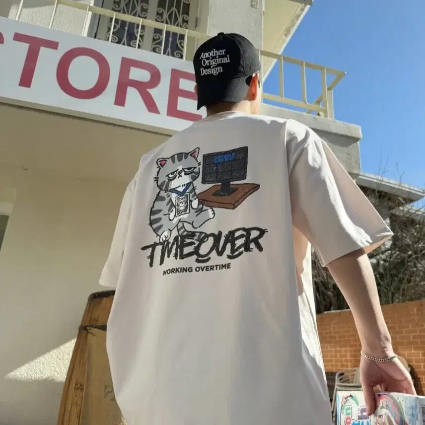 [BUNJANG] Working Overtime Cat T-Shirt / 야근고양이반팔