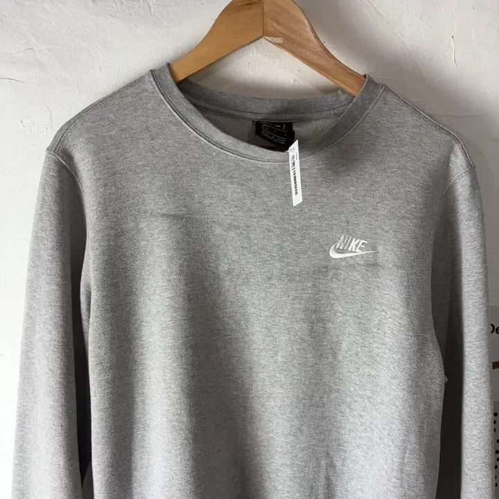 [SOLD OUT] 나이키 맨투맨