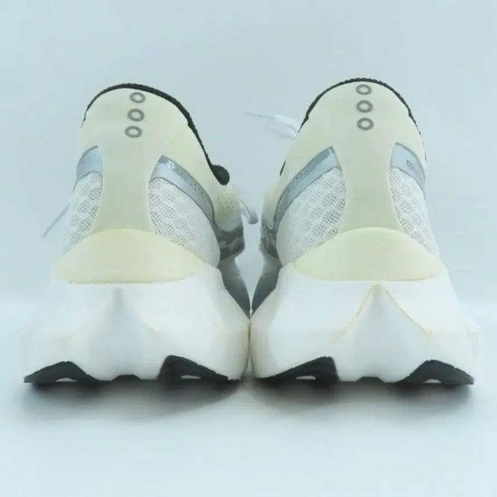 [BUNJANG] Saucony Endorphin Pro 4 Running Shoes / 써코니 엔돌핀 프로 4 265