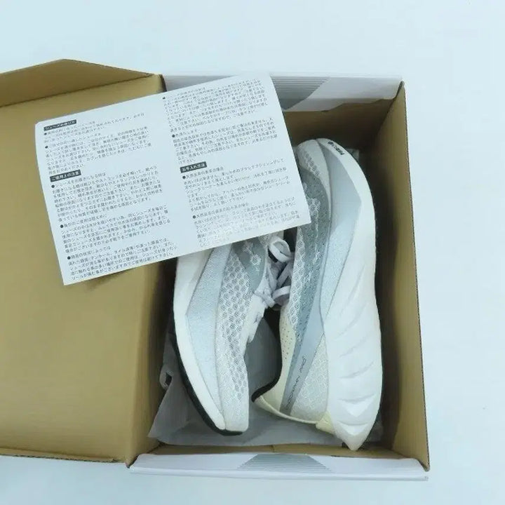 [BUNJANG] Saucony Endorphin Pro 4 Running Shoes / 써코니 엔돌핀 프로 4 265