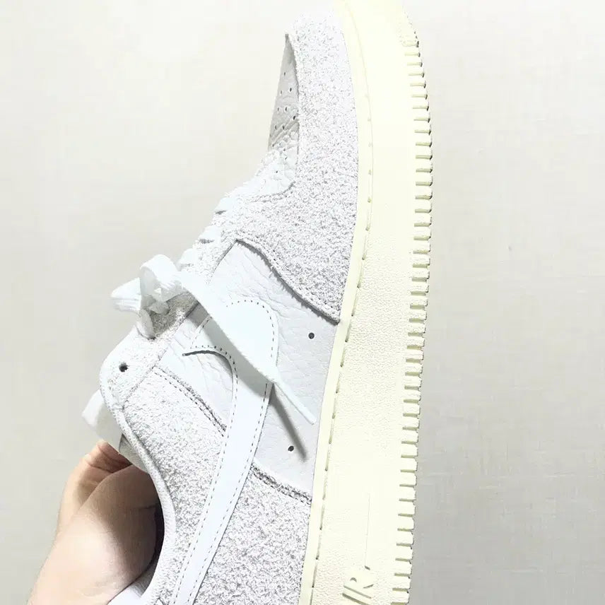 [SOLD OUT] [290] 나이키 에어 포스1 팬텀 화이트 라이트 본