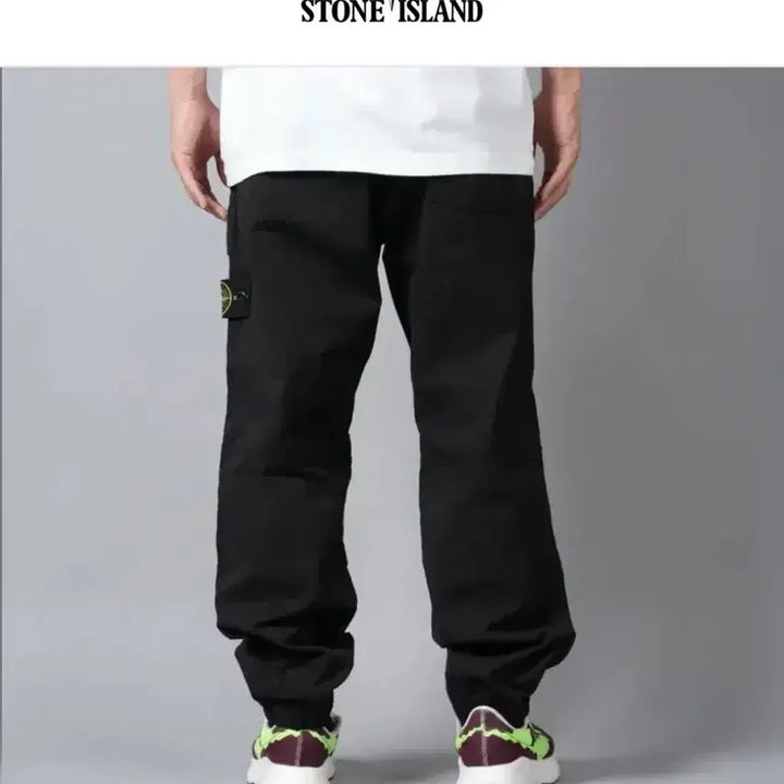 [BUNJANG] Stone Island Supima Cotton Twill Stretch Loose Fit Trousers / 스톤아일랜드 카고팬츠 수피마 코튼 트윌 스트레치 루즈핏