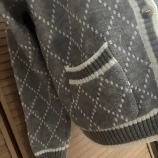 [BUNJANG] Gray Diamond Pattern Cardigan / (새상품) 다이아 패턴 회색 가디건 수입의류