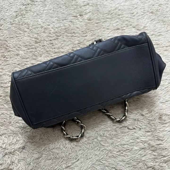 [BUNJANG] Balenciaga BB Quilted Chain Tote Bag / 발렌시아가 BB 퀼팅 체인 토트백 / 핸드백