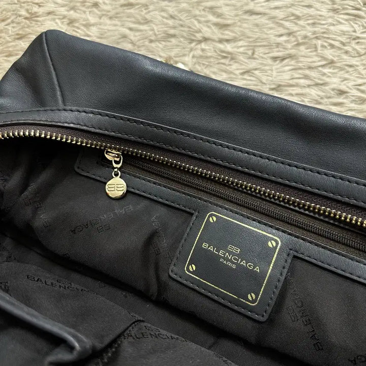 [BUNJANG] Balenciaga BB Quilted Chain Tote Bag / 발렌시아가 BB 퀼팅 체인 토트백 / 핸드백